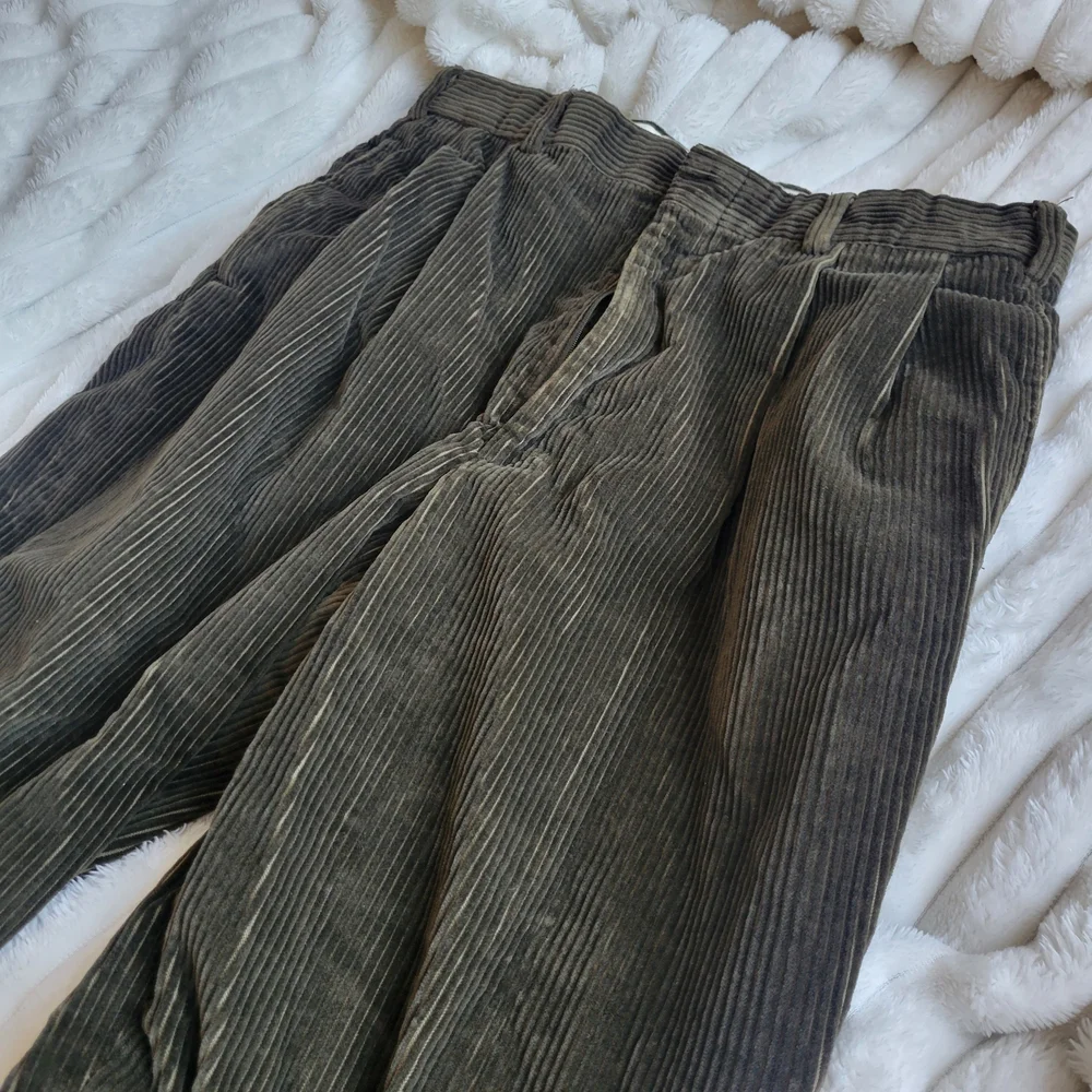 Brooks Brothers Dark Olive Corduroy Trousers - Picture 2 of 4